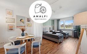 Amalfi Apartments A01 - Gemuetliche 2 Zi-Wohnung Mit Boxspringbetten Und Smart Tv